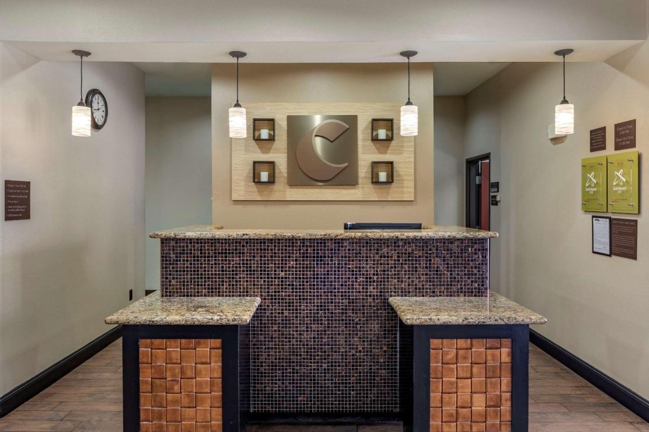 Comfort Inn & Suites Paris Luaran gambar