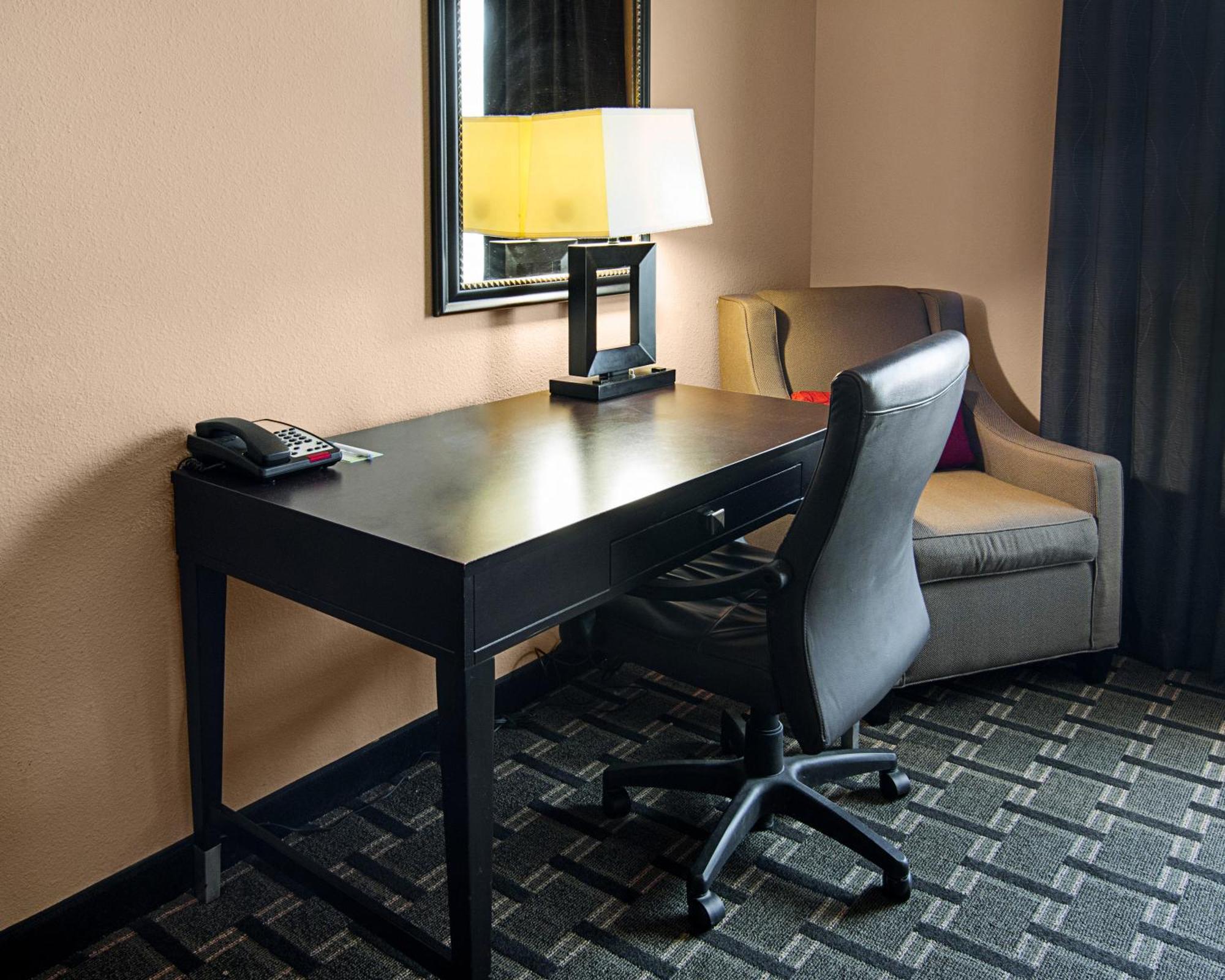 Comfort Inn & Suites Paris Luaran gambar